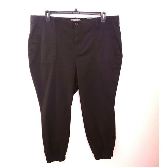 Torrid Jogger Hem Cotton Blend Pull On Black Pants w/Pockets Sz 24 NWT - Picture 1 of 12